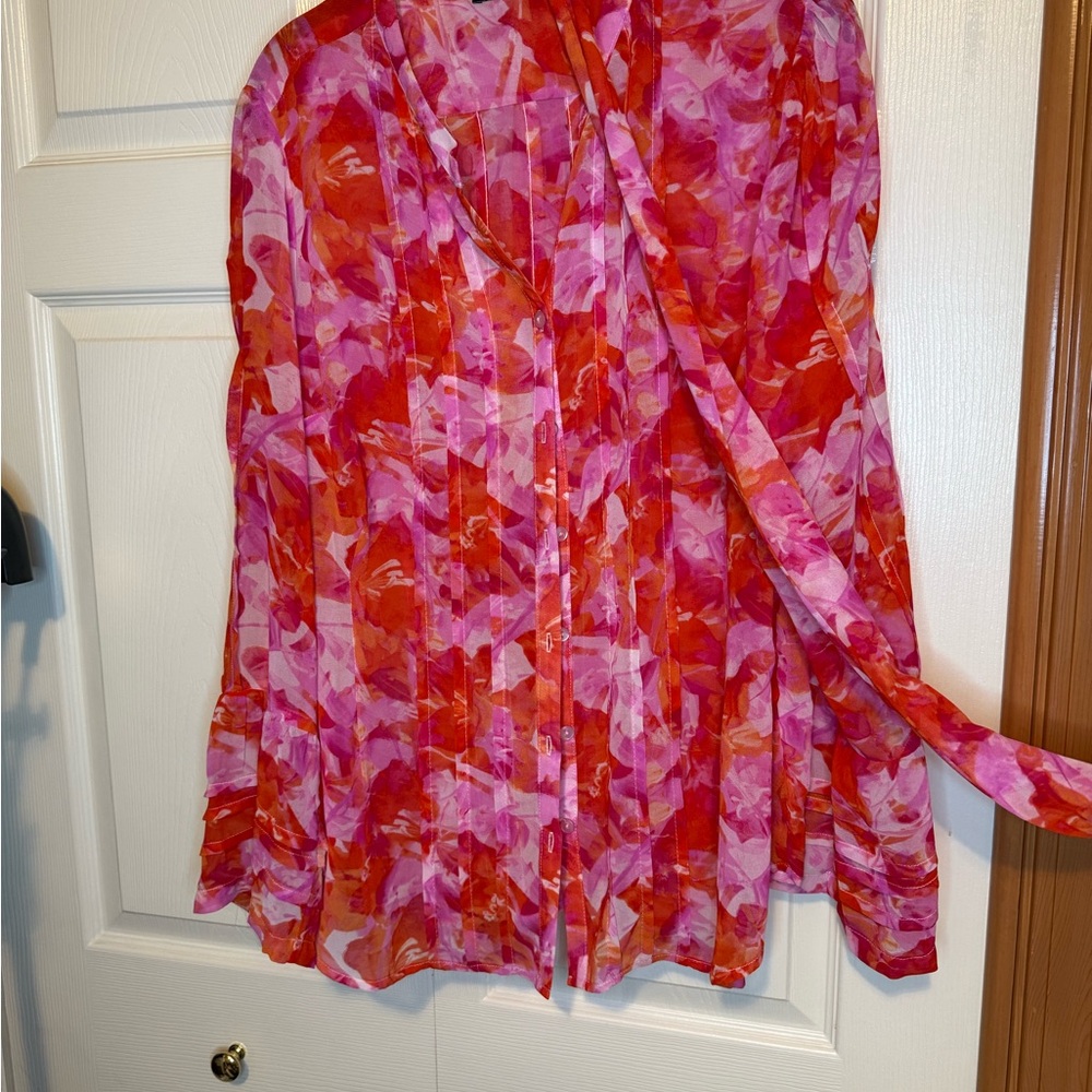 *Gorgeous Blouse with Belt/Scarf - 18W - Great Details Throughout